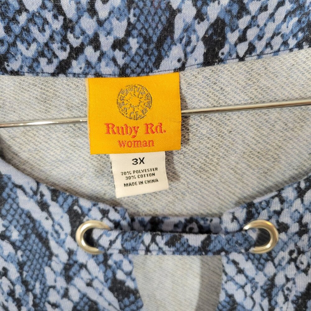 Ruby Rd Women’s 3X Top Blue Animal Print Keyhole Neck 3/4 Sleeve Knit ANI30E - Picture 7 of 8